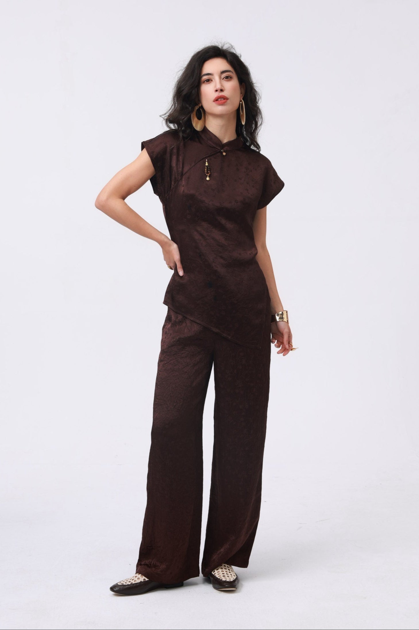 Chocolate Brown Oriental Set with Natural Tiger Eye Detailing