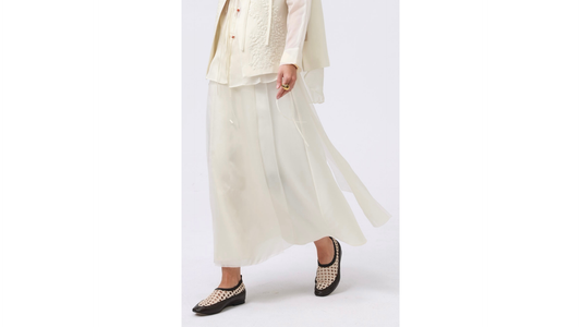 Wedding Guest Outfits for a British Summer: ONWAVE’s Lightweight Silk-Wool Dresses You’ll Love