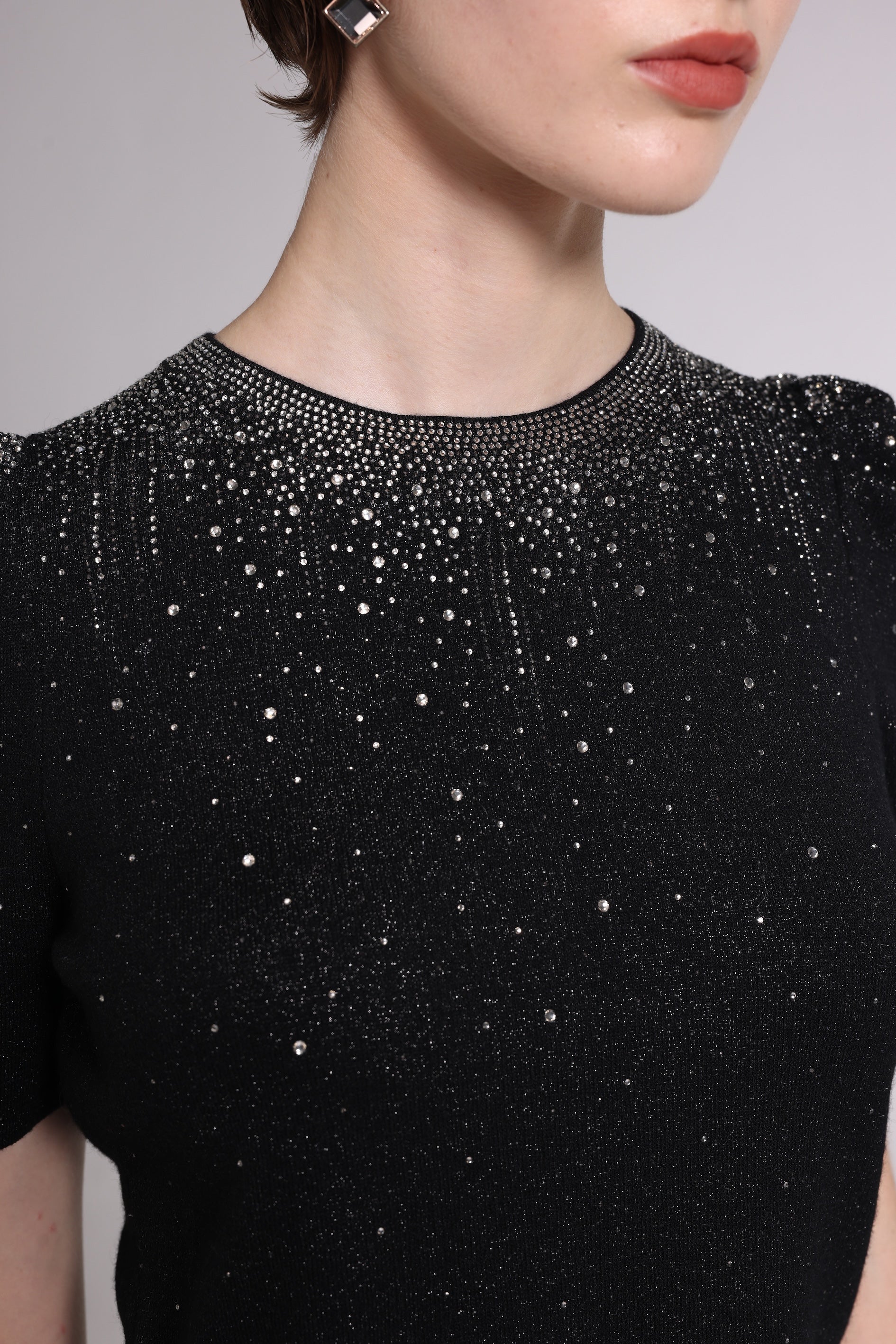 Starry black short sleeve sweater