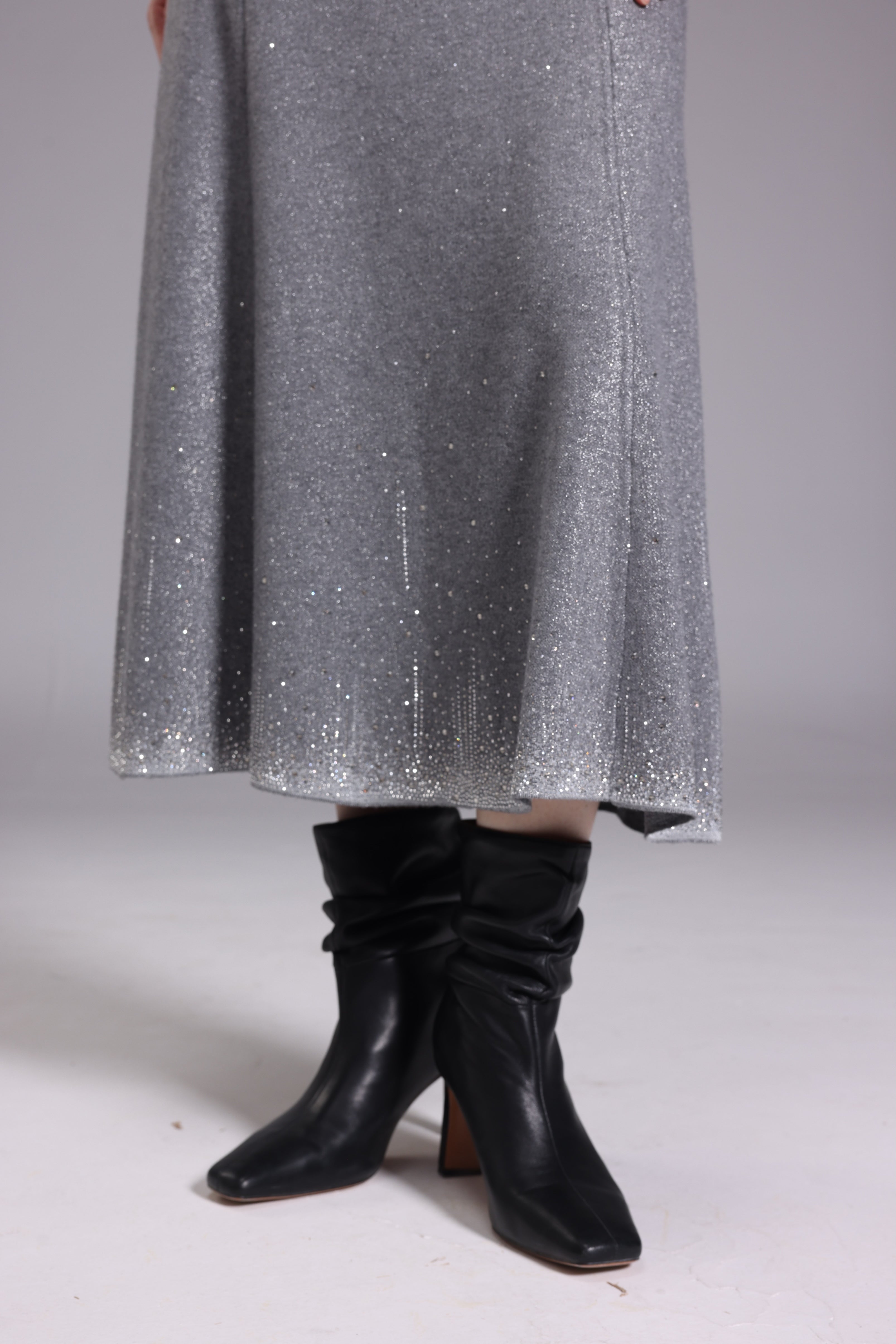 Starry grey skirt