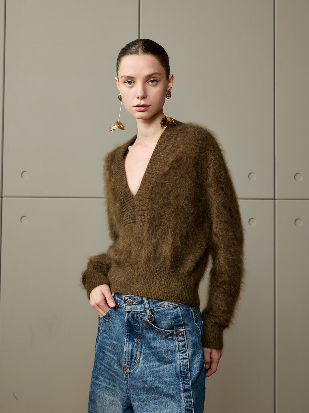 Olive Cashmere V-Neck Jumper