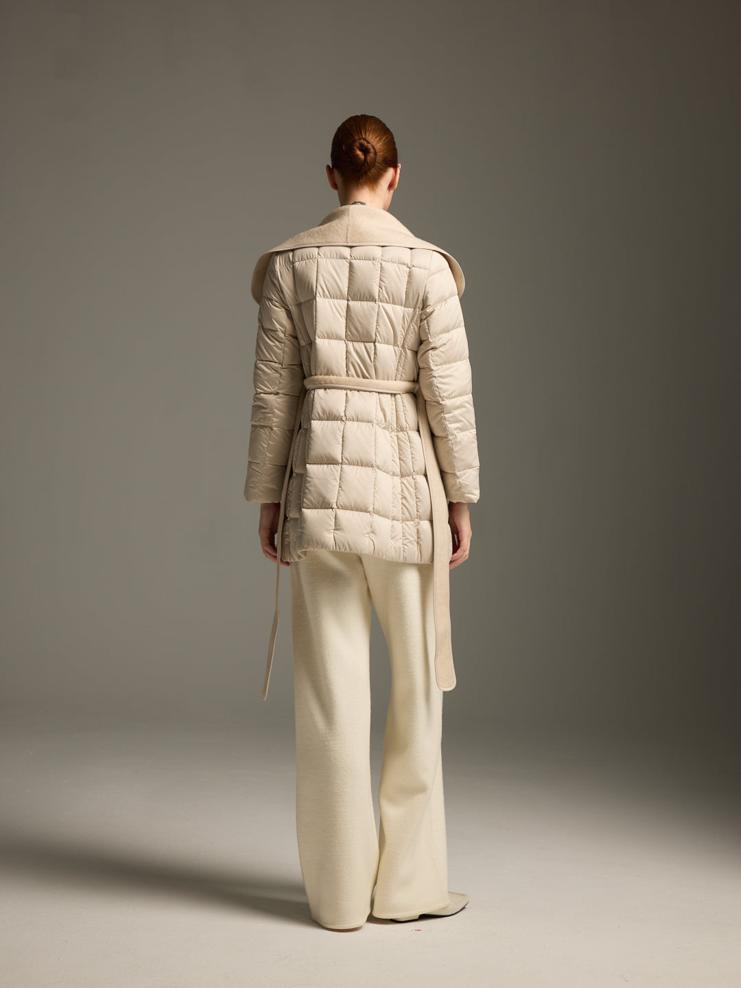 Detachable Wool-Silk Scarf Short Down Jacket