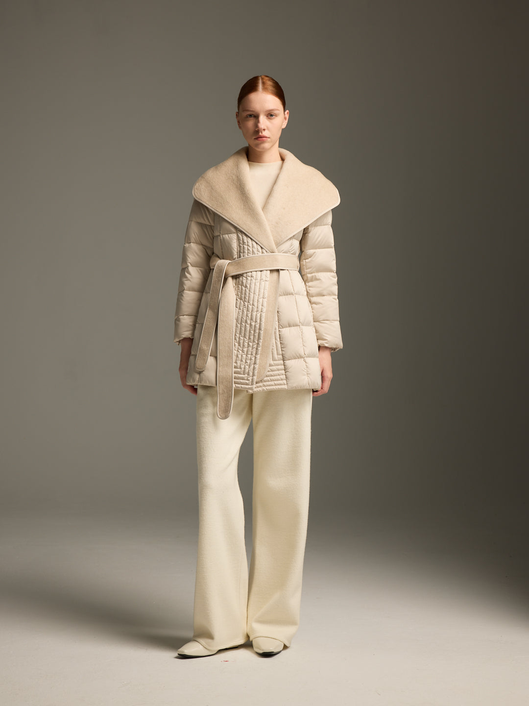 Detachable Wool-Silk Scarf Short Down Jacket