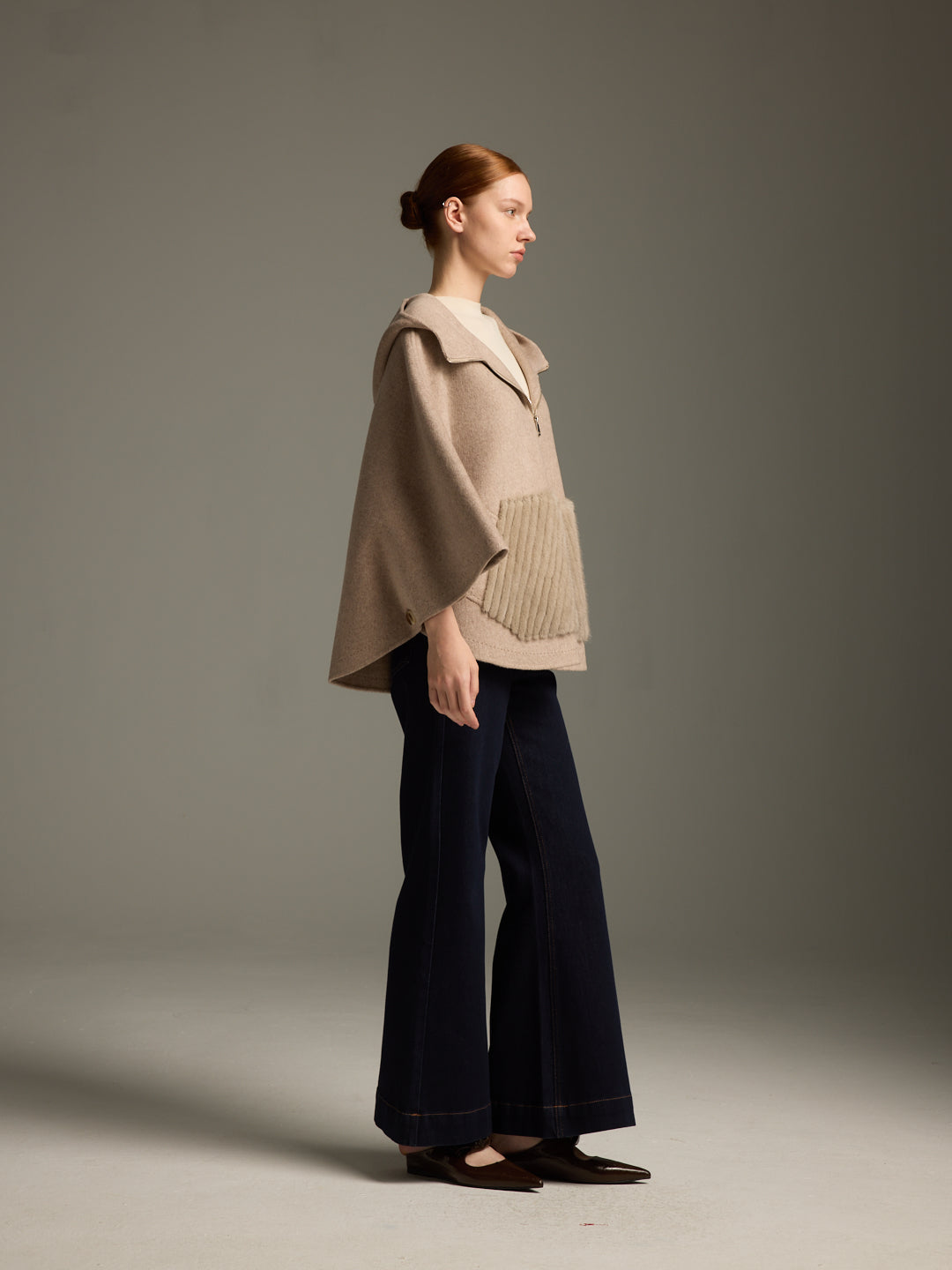Beige Cashmere-Wool Cape with Fur-Trim Pockets